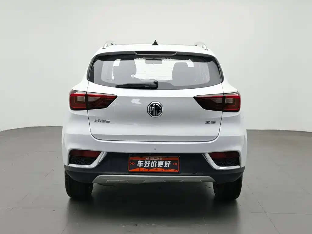 MG ZS 2019 2019 1.5L Manual 65-inch Panoramic Sunroof Global Edition (China VI)