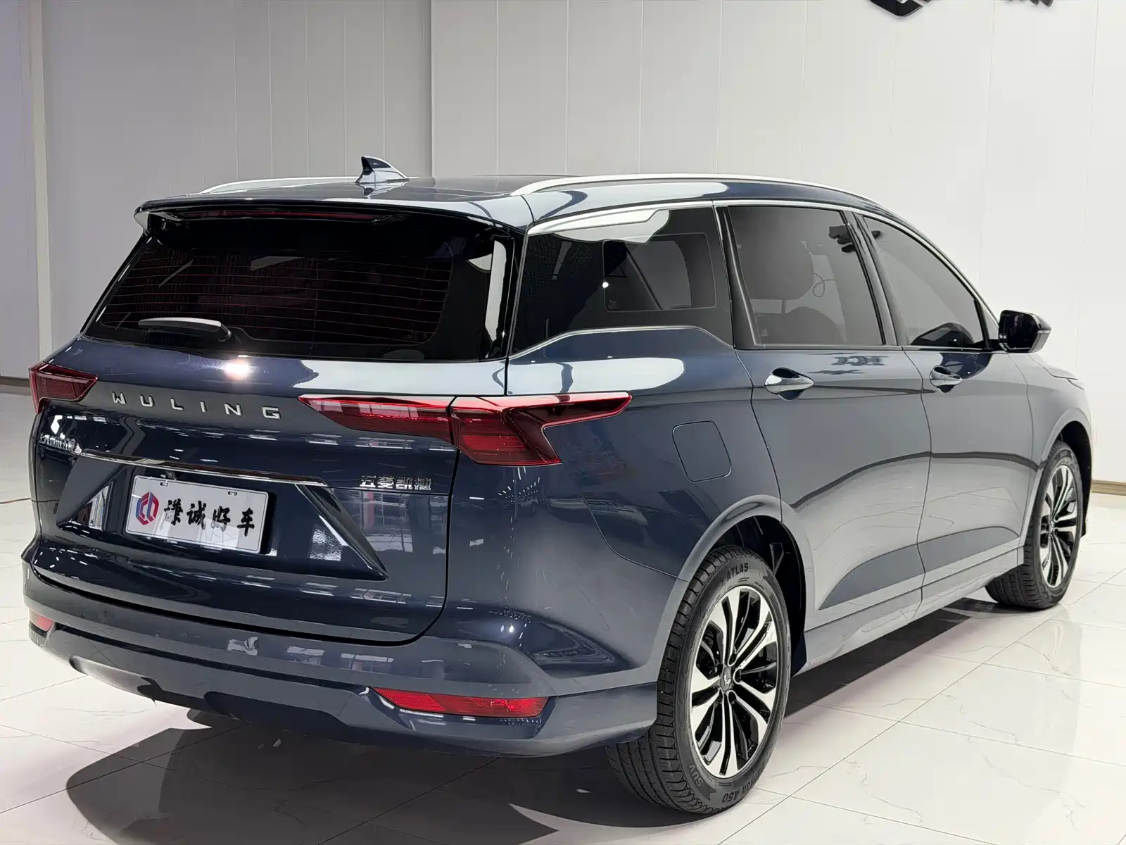 صورة 4 - Wuling Motors Wuling Victory