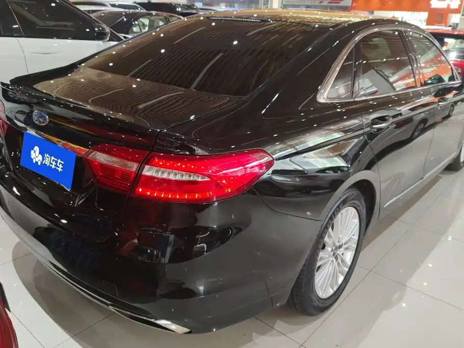 Ford Taurus 2016 2015 EcoBoost 245 Fashion
