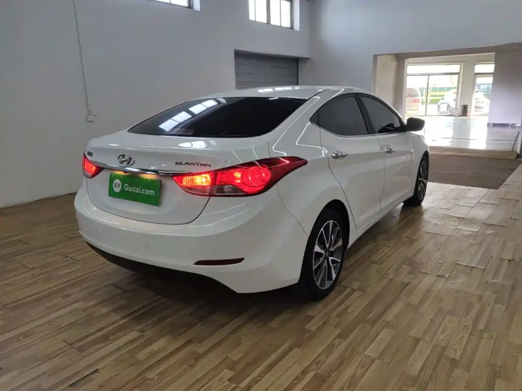 Hyundai Langdong 2015 1.6L Auto Exclusive фото 7