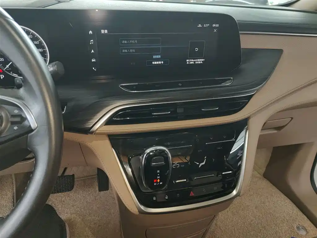 Фото 9 - Buick GL8