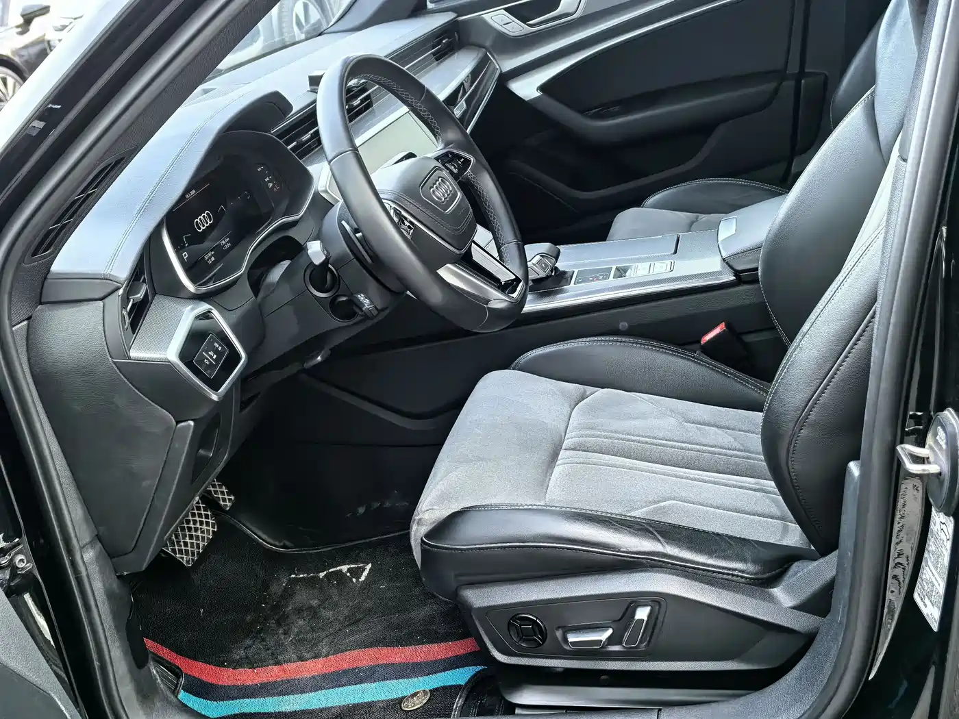 Audi A6L 2024 45 TFSI Premium Dynamic фото 3