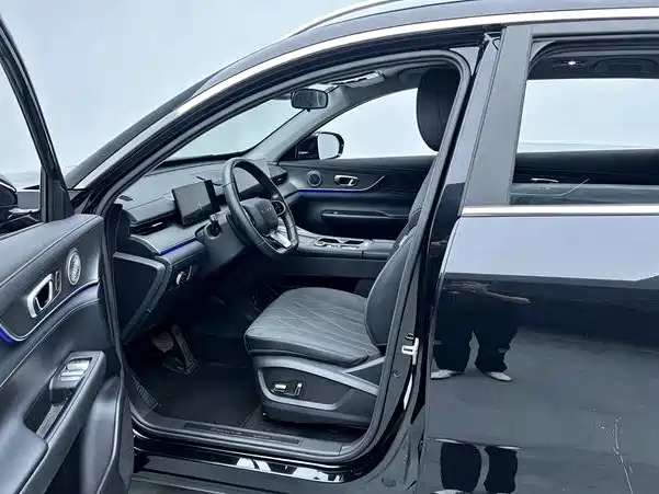 Chery Tiggo 8 PLUS 2025 2025 290TGDI DCT Luxury 5-seater
