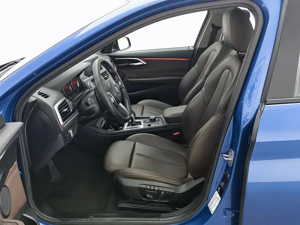 BMW 1 Series 2020 Model 120i M Sport Package фото 10