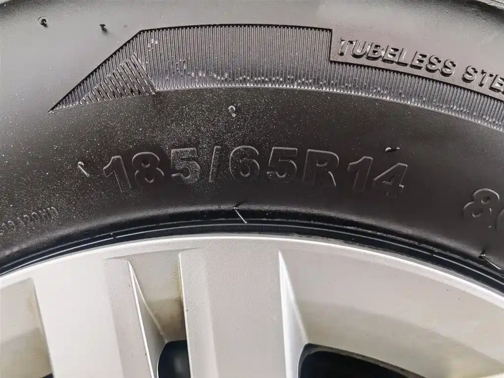 Volkswagen Polo 2018 1.5L Manual Safe Drive фото 24
