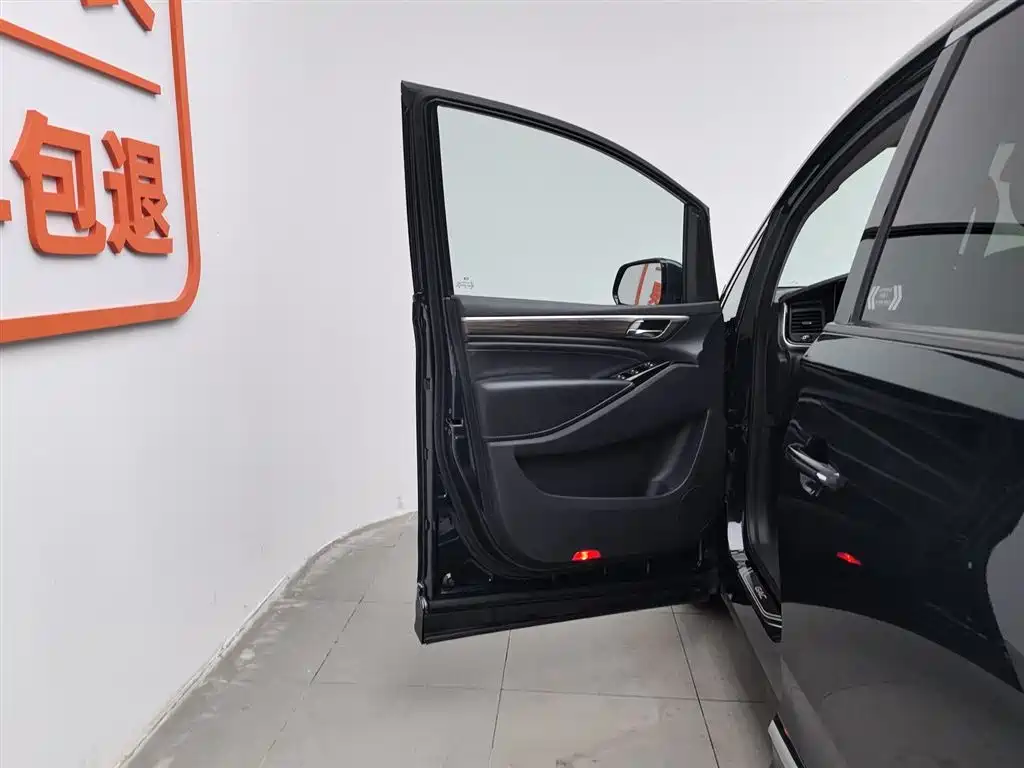 GAC Trumpchi Trumpchi M8 2021 Leading Show Series 390T Ultimate Edition фото 8