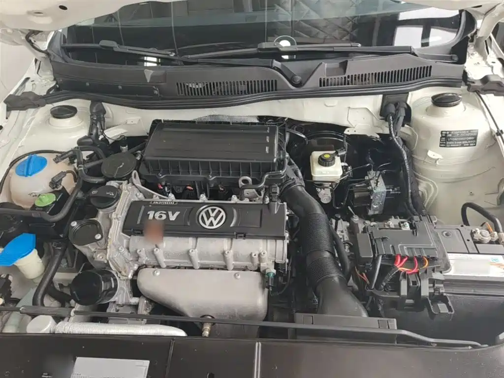 Volkswagen Bora 2014 1.6L Automatic Comfort Edition фото 20