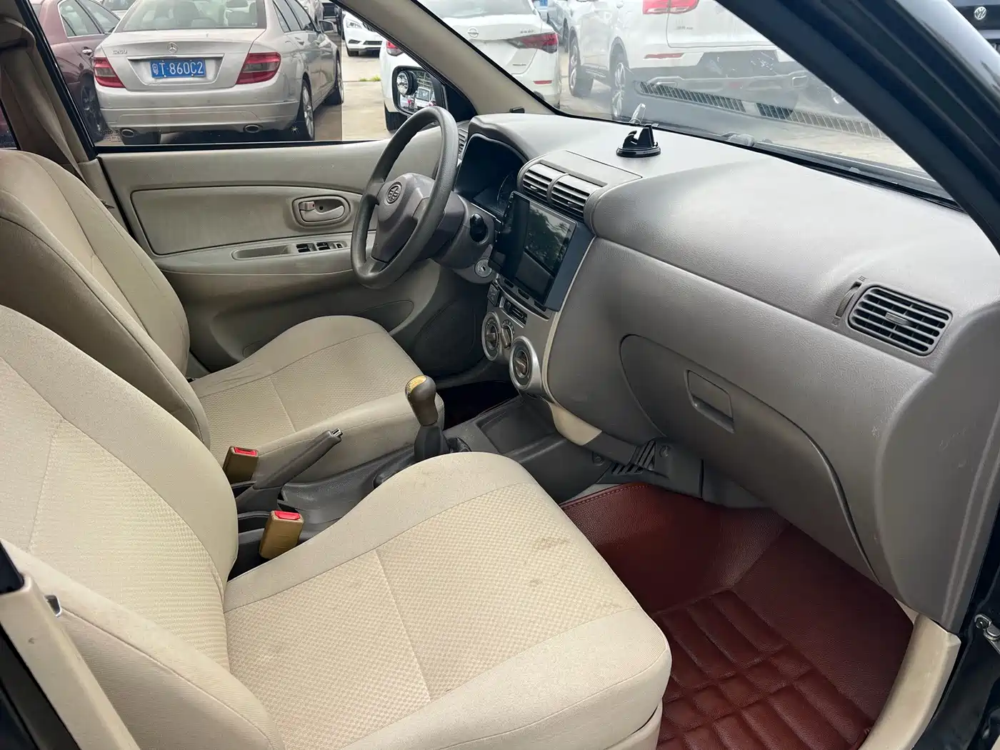 FAW Senya M80 2014 2014 1.3L Manual 5-seater Value Edition