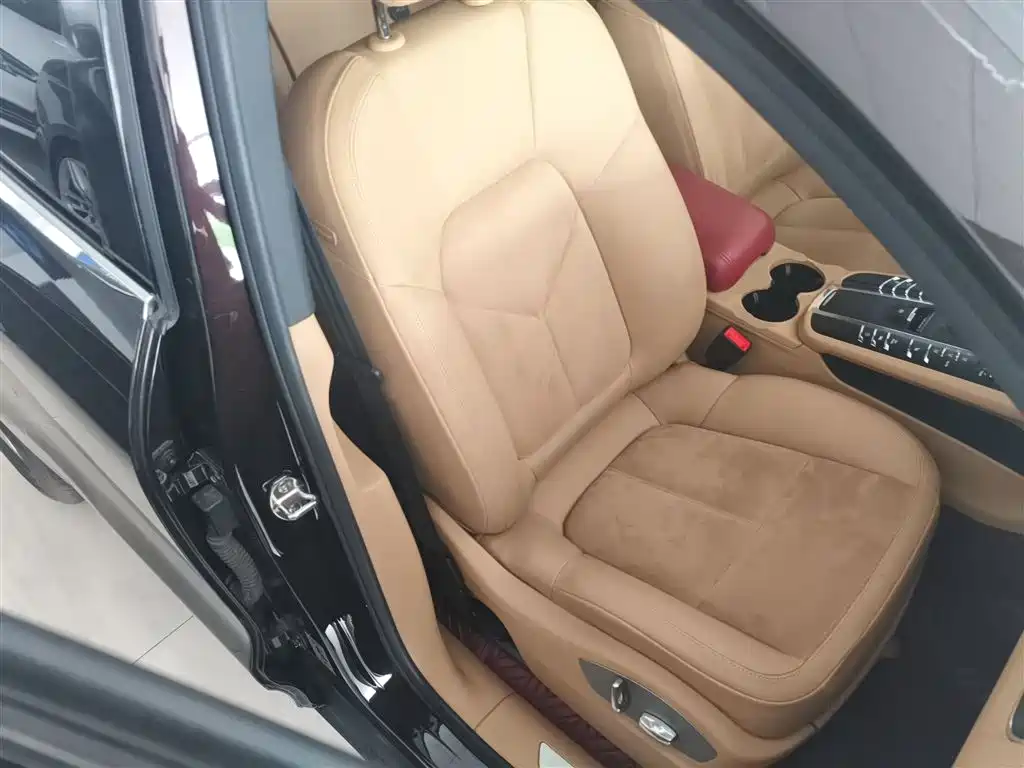 Porsche Macan 2017 Macan S 3.0T фото 25
