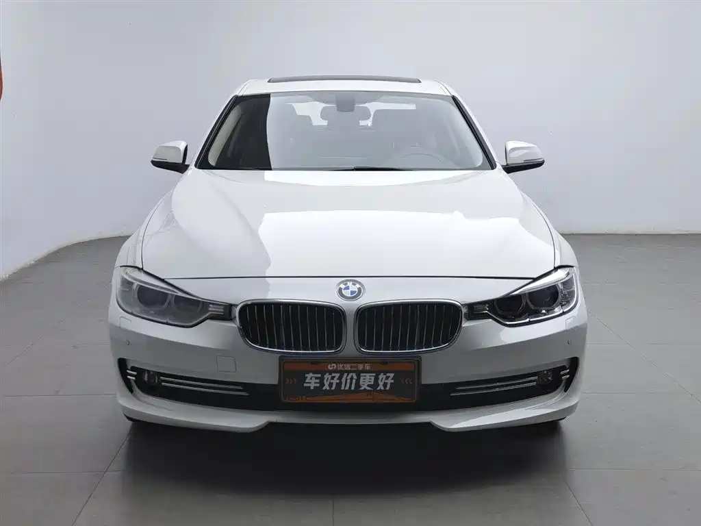 BMW 3 Series 2014 320Li Luxury Design Package фото 3