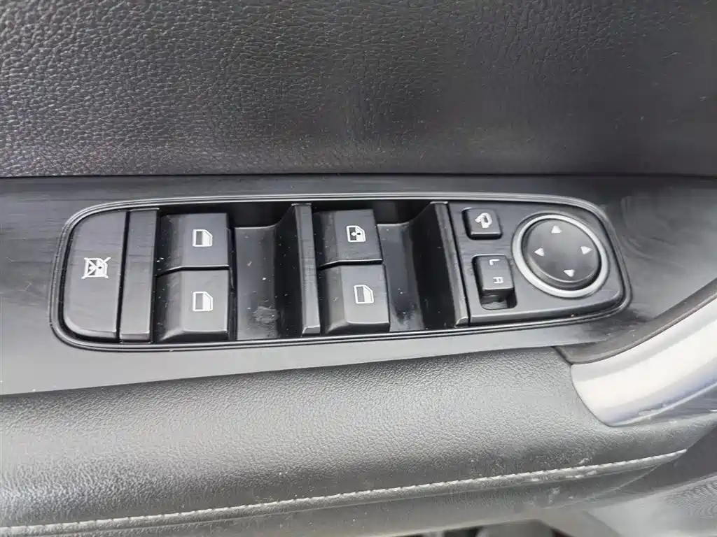 Kia Sportage 2019 2.0L Automatic Smart Luxury Edition фото 9