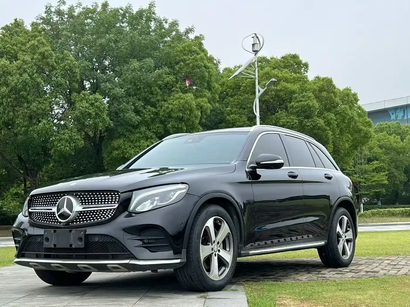Mercedes-Benz GLC 2017 GLC 260 4MATIC Luxury