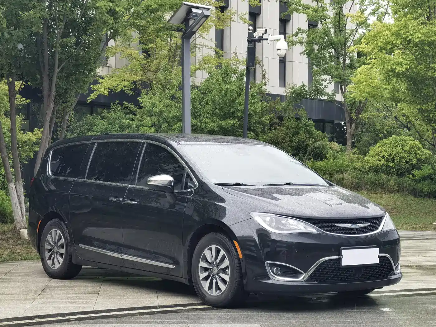 Chrysler Pacifica PHEV 2020 2019 3.6L Plug-in Hybrid