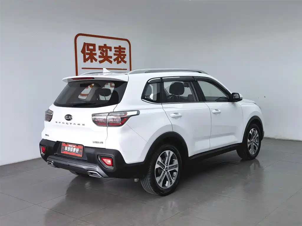 Kia Sportage 2019 2.0L Automatic Smart Luxury Edition фото 2