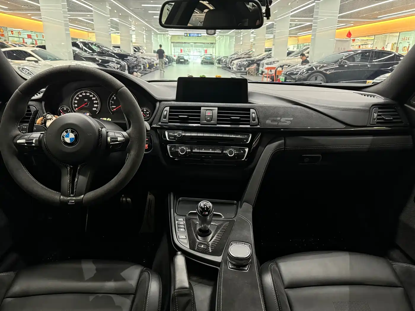Photo 13 - BMW M4
