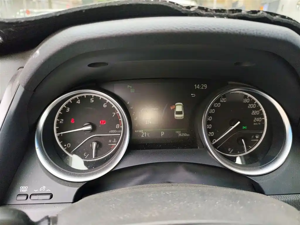 Toyota Camry 2019 Facelift 2.5G Luxury Edition фото 4
