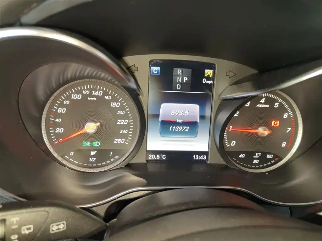 Mercedes-Benz GLC 2017 GLC 260 4MATIC Dynamic фото 8