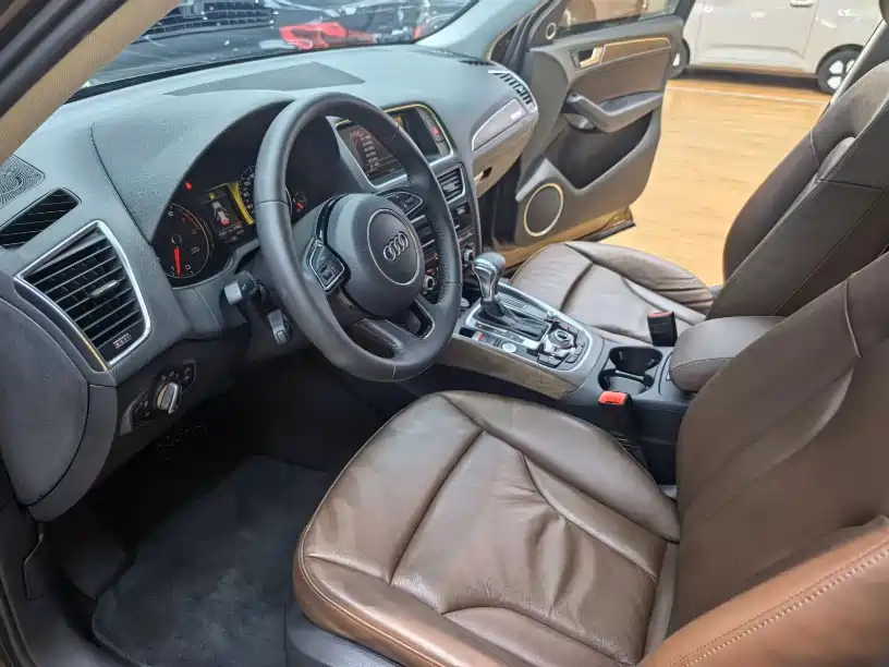 Audi Q5 2017 40 TFSI Comfort фото 4