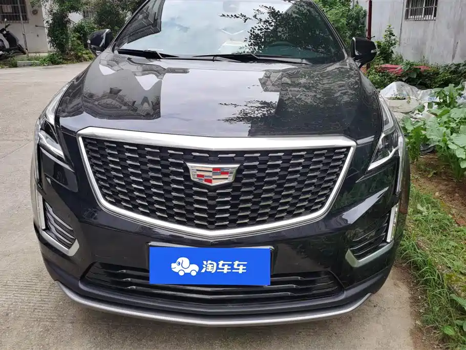 Cadillac XT5 2023 2.0T 2WD Fashion Edition фото 2