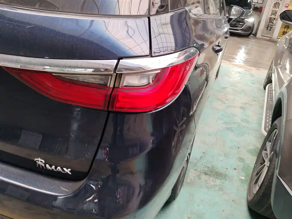BYD Song MAX 2018 1.5T Auto Smart Connected Elite 6-Seater фото 24
