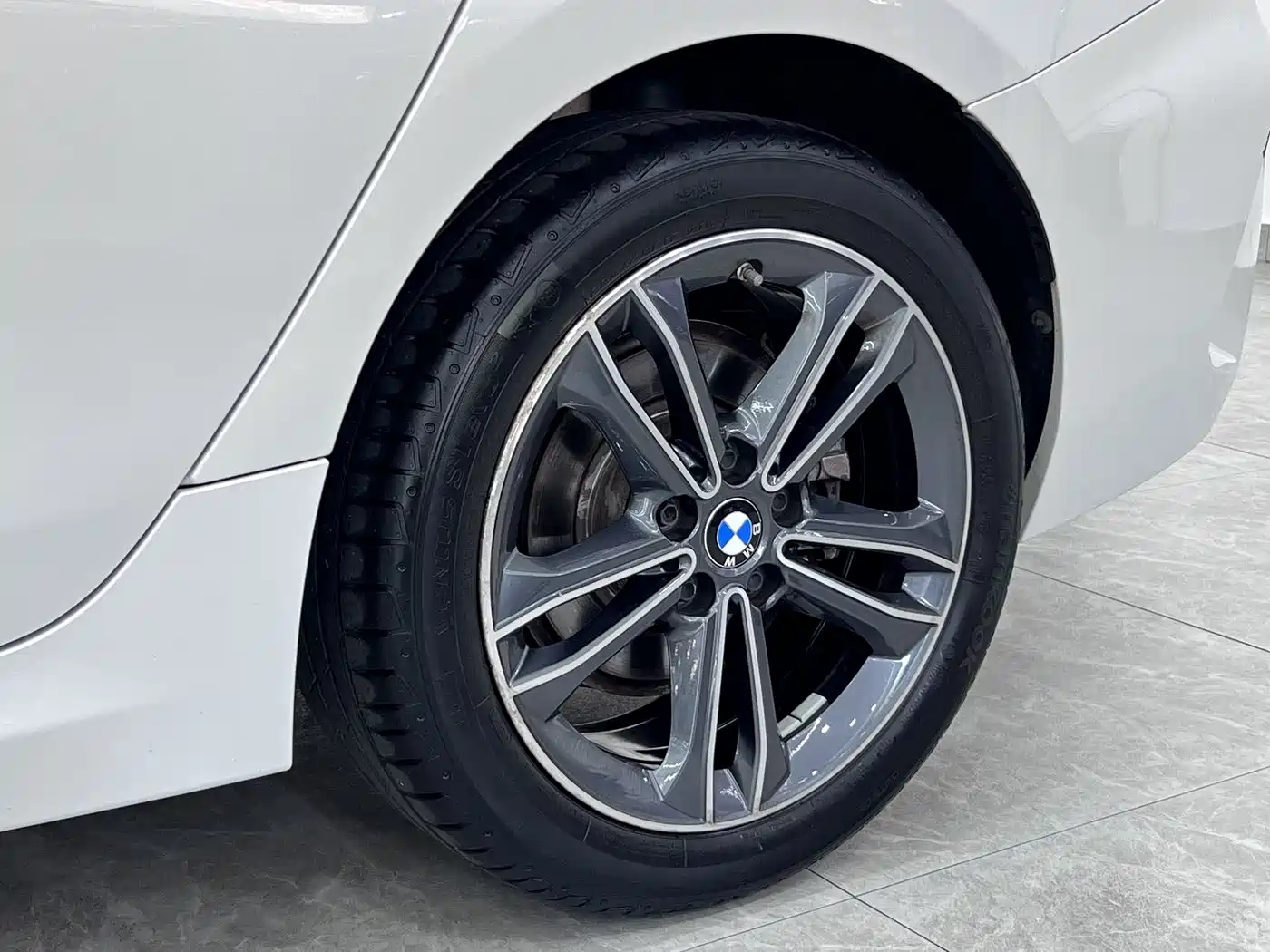 BMW 1 Series 2021 120i M Sport фото 19