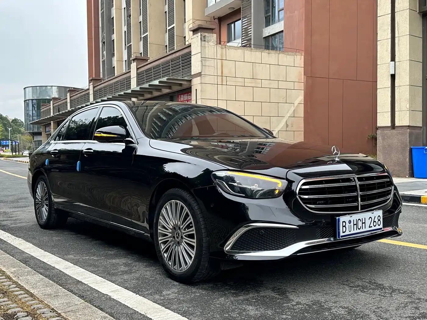 Mercedes-Benz E-Class 2023 Facelift E 300 L Fashion фото 3