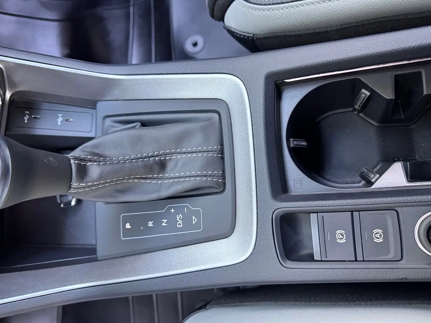 Audi Q3 2022 35 TFSI Fashion Dynamic фото 20