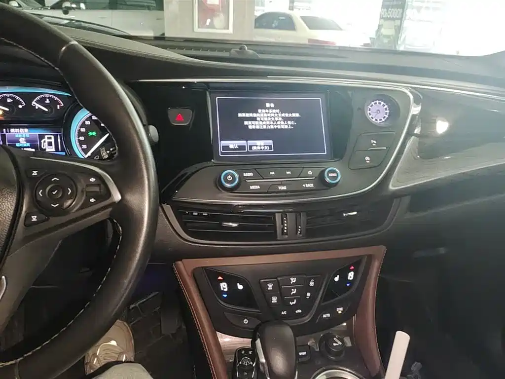 Buick Envision Plus 2017 28T AWD Elite фото 13