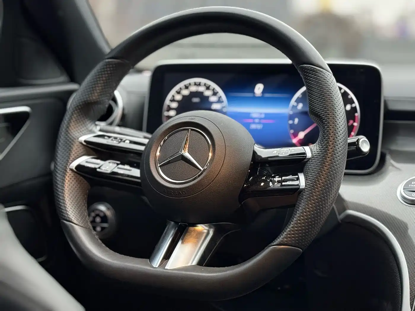 MERCEDES-BENZ C CLASS