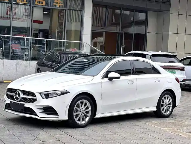 MERCEDES-BENZ A CLASS