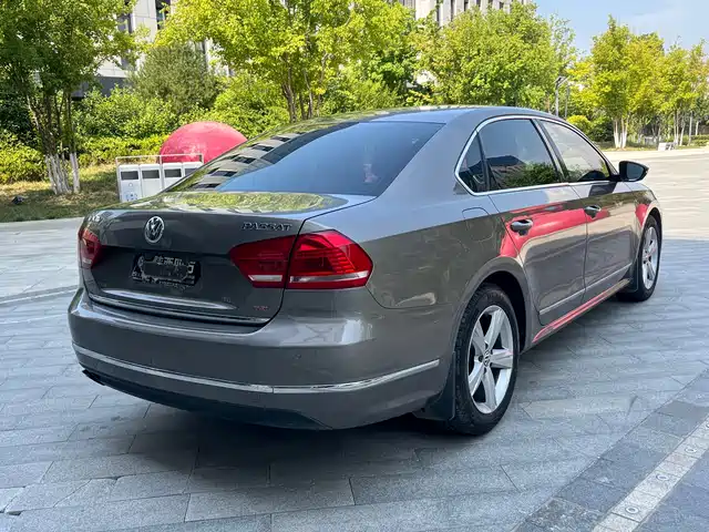Volkswagen Passat 2013 2.0TSI DSG Yuzun — фото 4