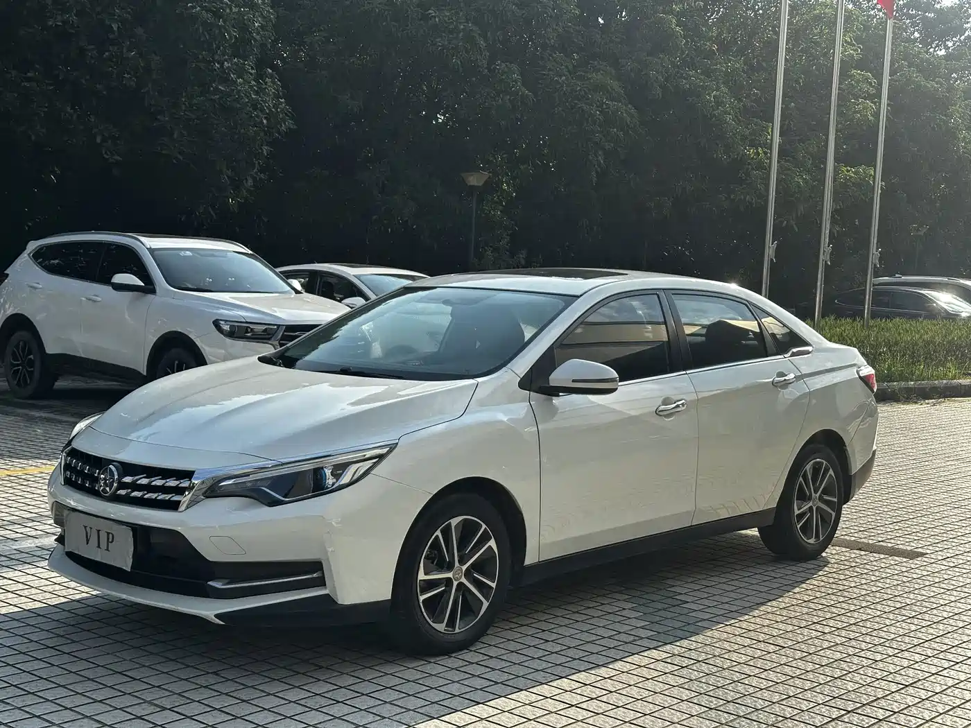 Venucia D60 2019 2019 100K Glory 1.6L XL CVT Chen Ku Edition China V