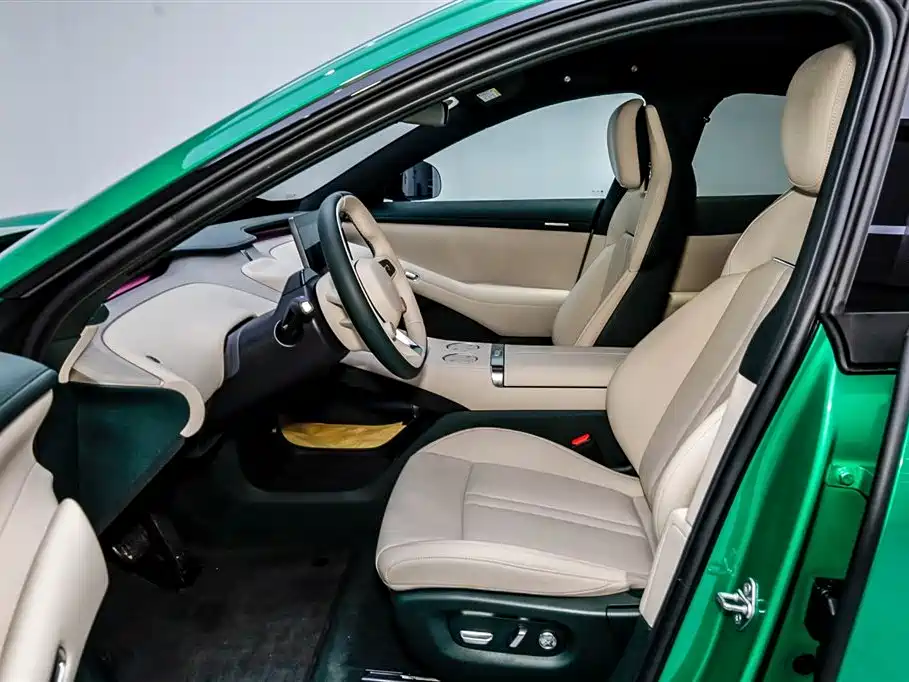 Xiaomi Auto Xiaomi YU7 2025 Extended Range RWD Edition фото 9