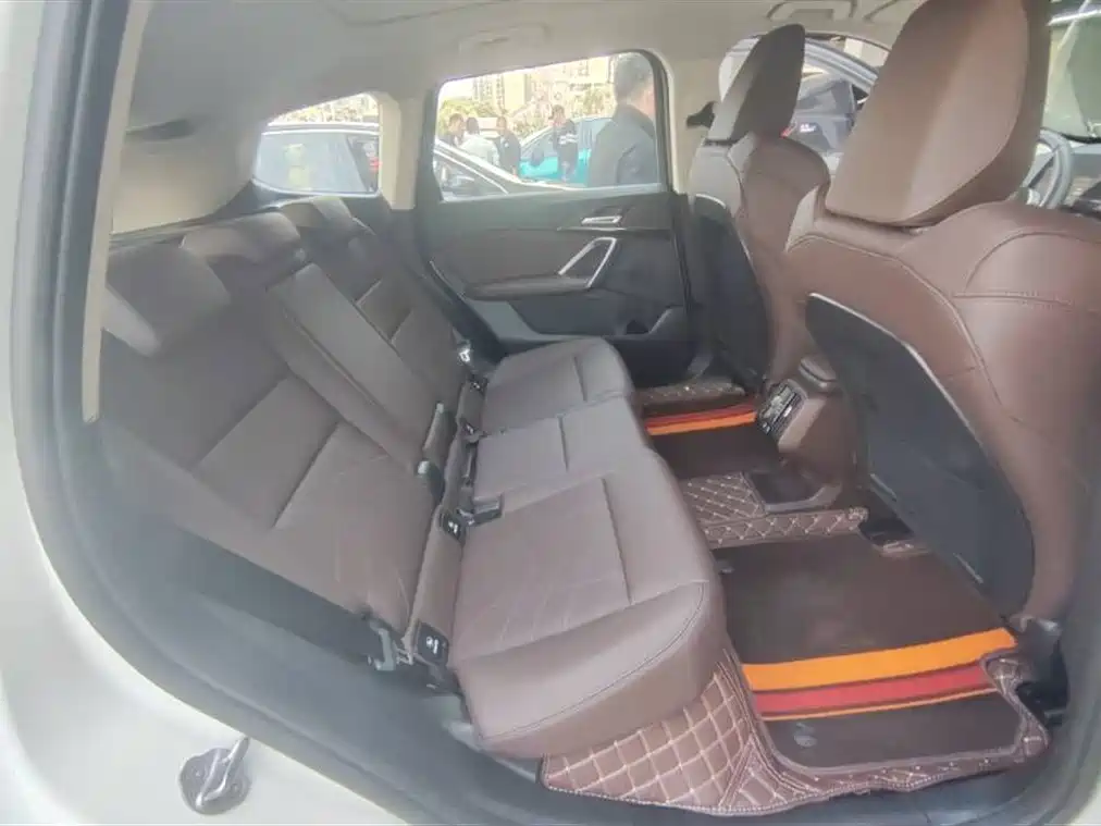 BMW iX1 2023 eDrive25L X Design Package фото 4