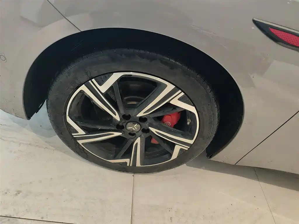 Hongqi EH7 2024 Model 760 Pro+ AWD фото 25