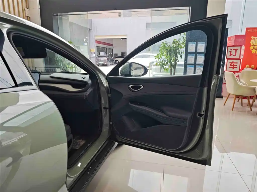 BYD Seal 06GT 2025 Smart Drive Edition 605 Heat Wave фото 13