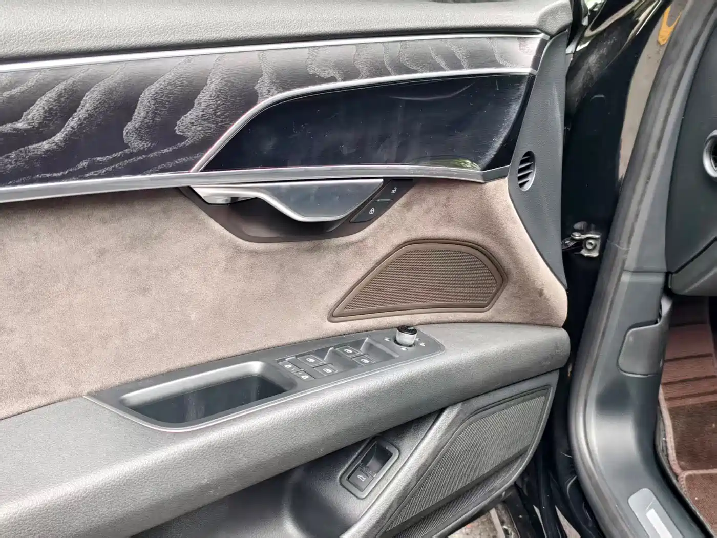 Audi A8 2018 A8L 55 TFSI quattro Launch Elite фото 9