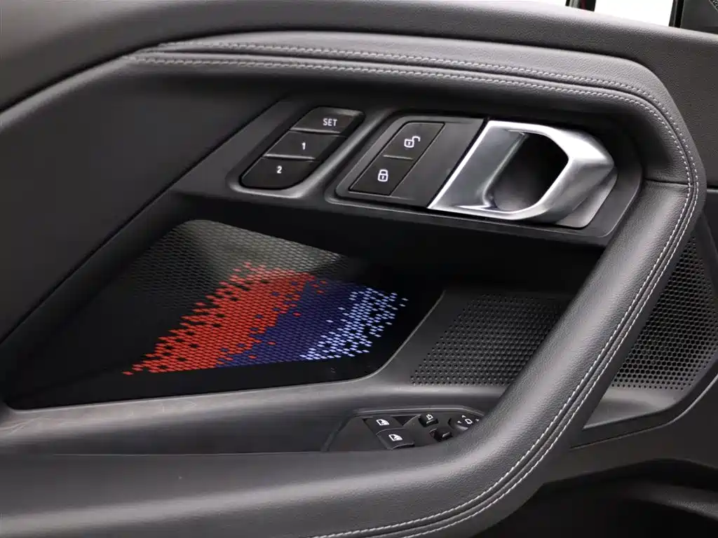 BMW M2 2024 M2 фото 24