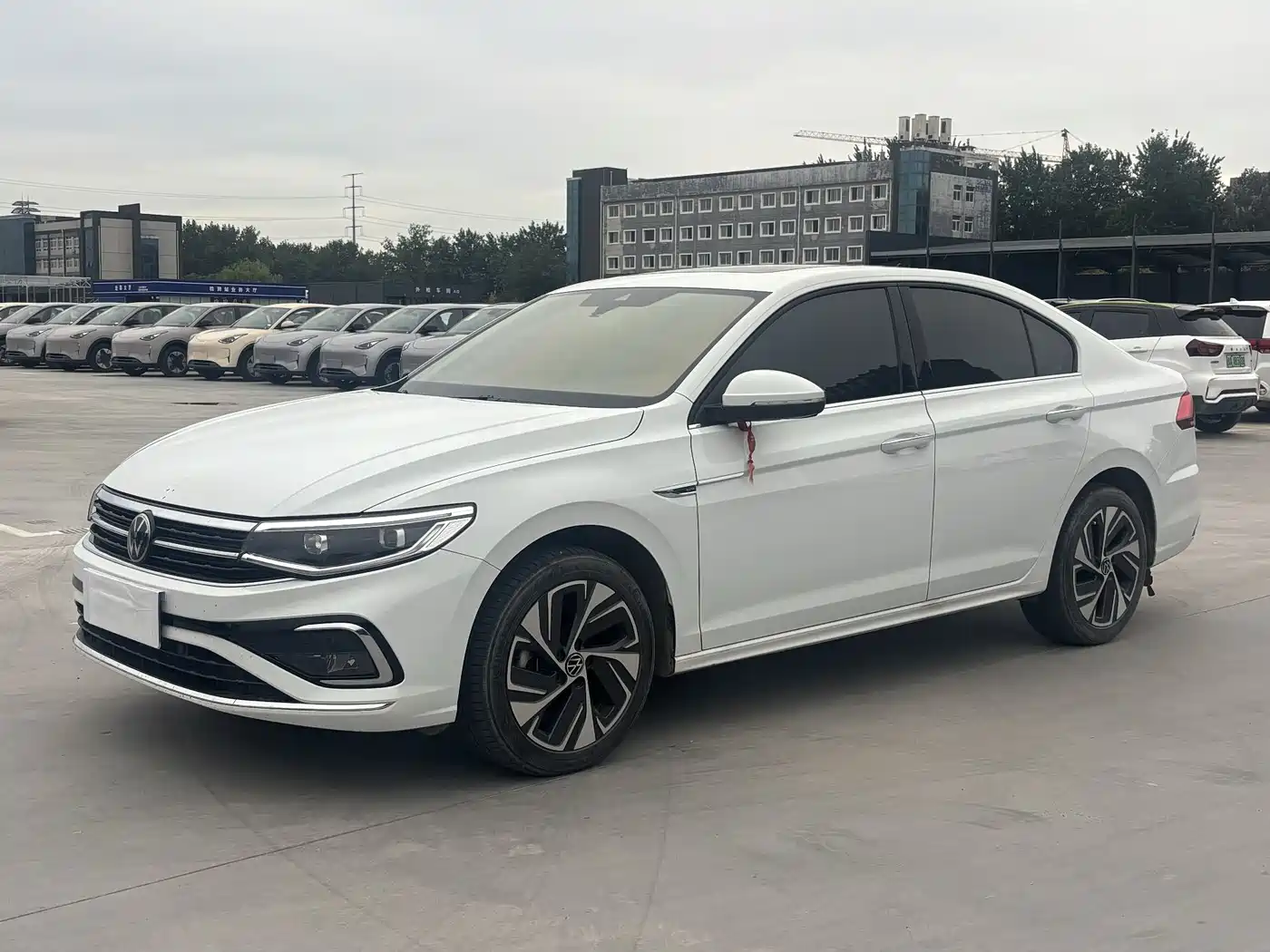 Volkswagen Bora 2025 300TSI DSG Premium Ride Edition