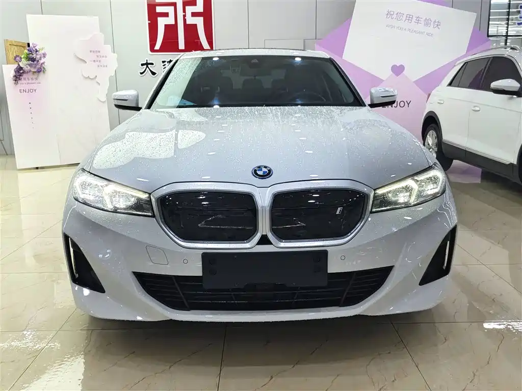 BMW i3 2022 eDrive 35 L фото 2