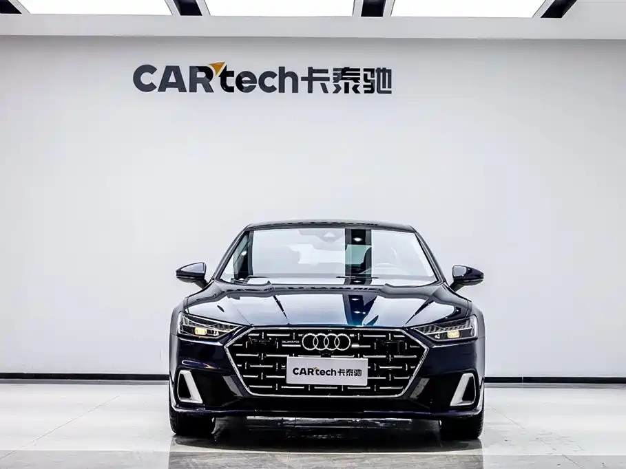 Audi A7L 2024 45TFSI S-line Dream Edition Crystal Package фото 2