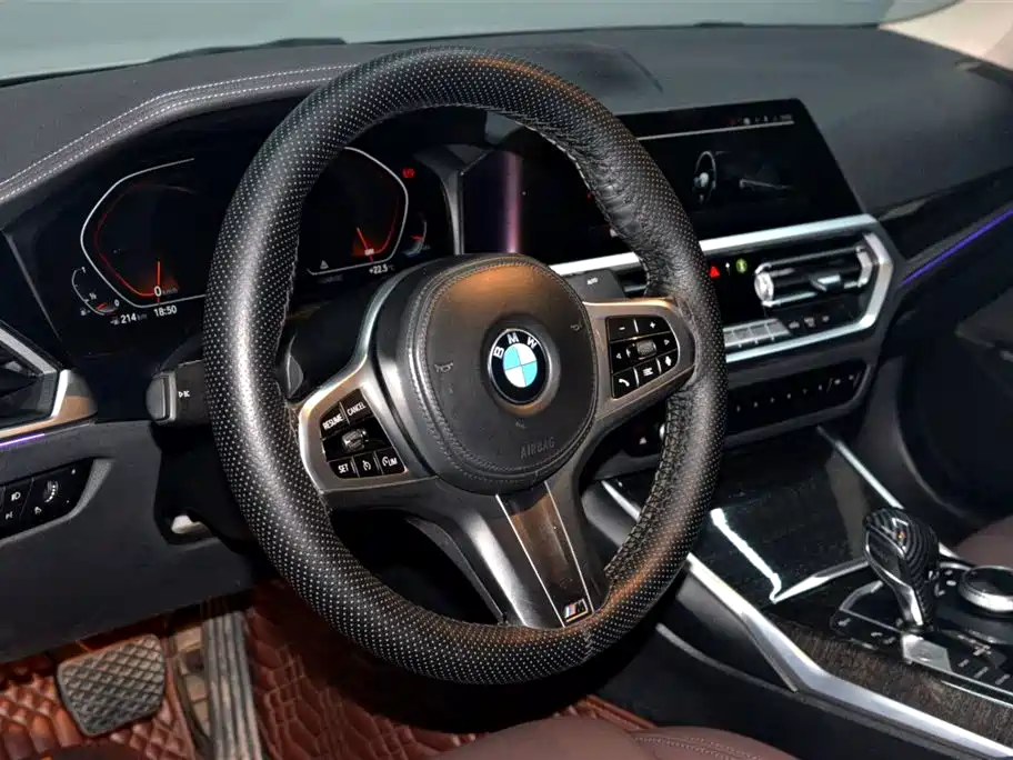 BMW 3 Series 2021 Second Facelift 325Li M Sport Package фото 6