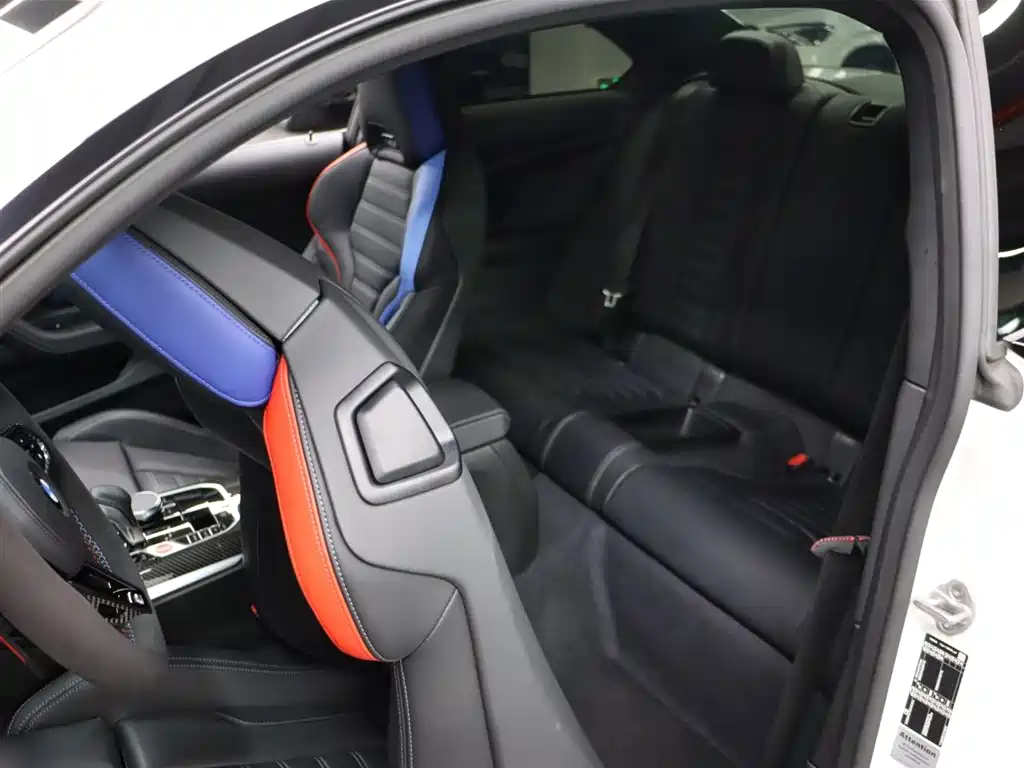 BMW M2 2024 M2 фото 23