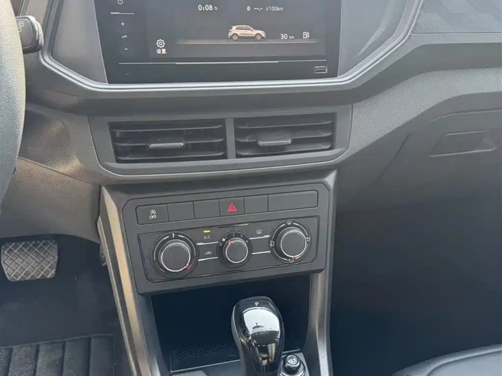VOLKSWAGEN TU KAI