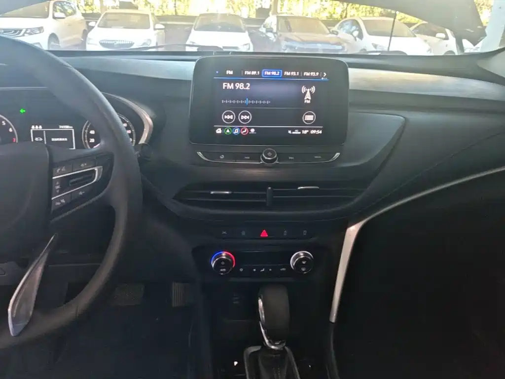 Фото 13 - Buick Encore