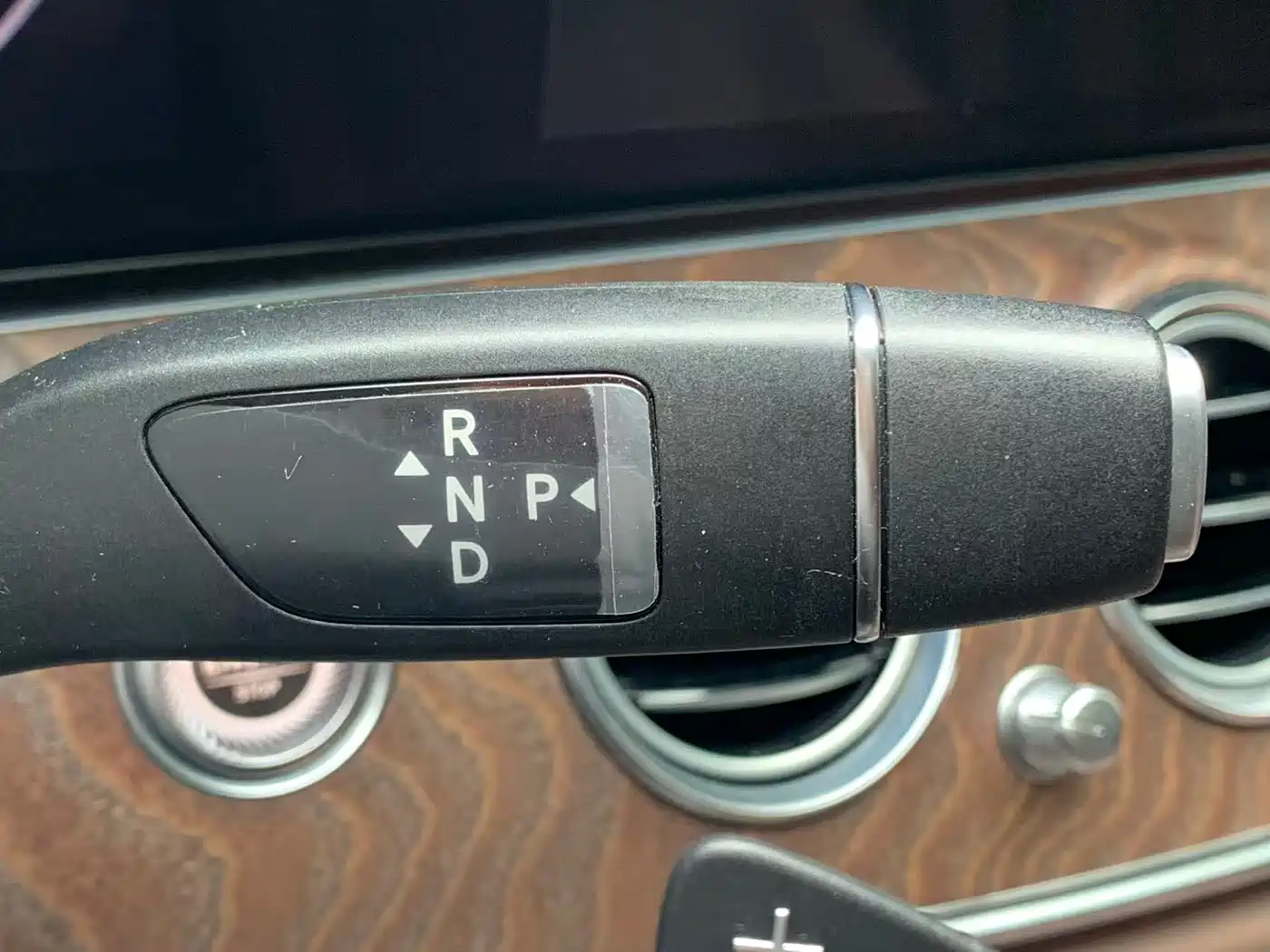 Mercedes-Benz E-Class 2019 E 200 L фото 13