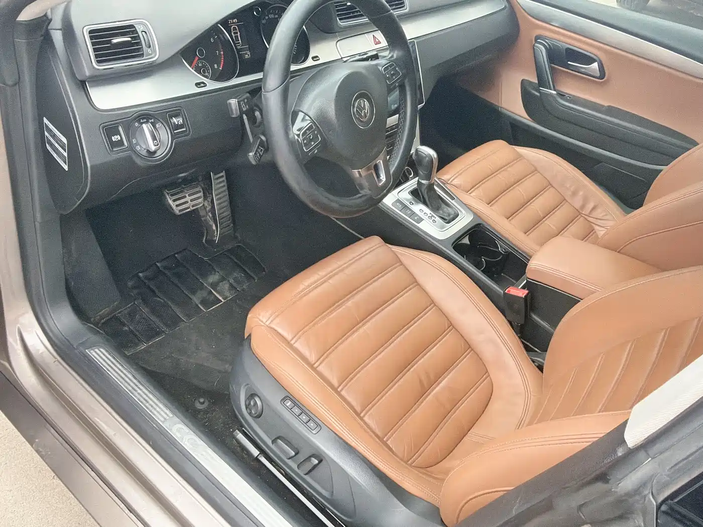 Volkswagen FAW-Volkswagen CC 2012 1.8TSI Premium фото 9