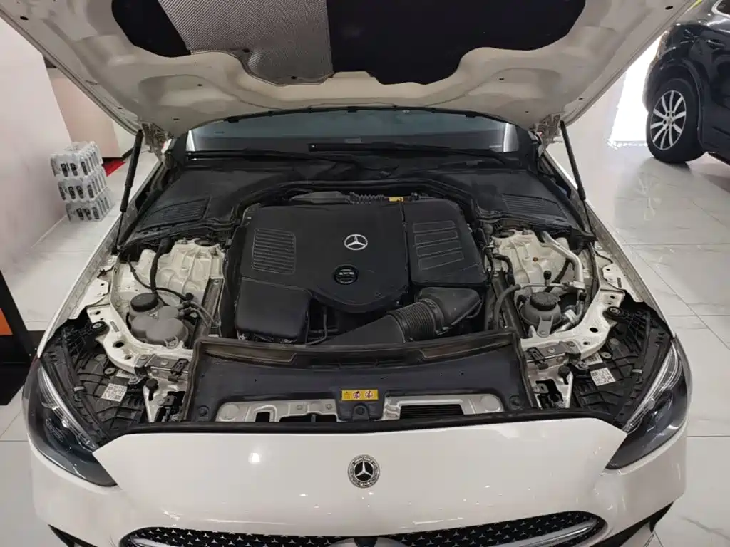 Фото 20 - Mercedes-Benz C-Class