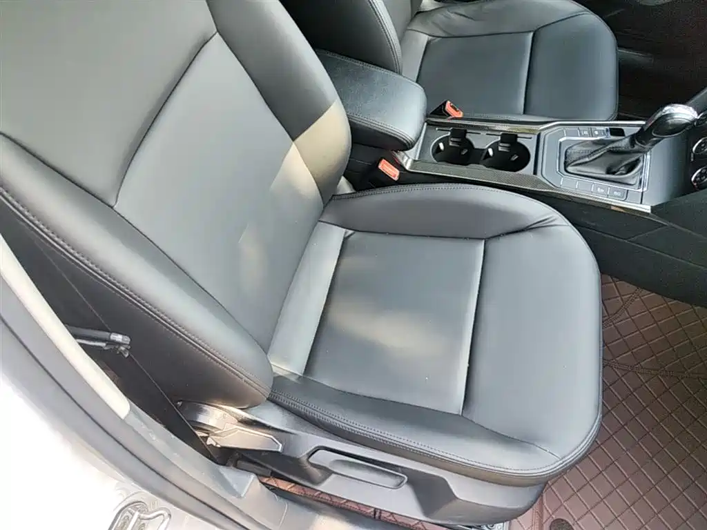 Volkswagen Lamando 2021 230TSI DSG Fashion Edition фото 25