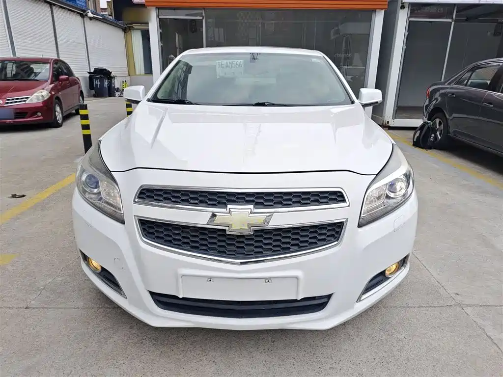 Chevrolet Malibu 2014 2.0L Automatic Luxury фото 3
